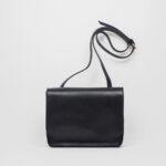 SHOULDER S1 / NEGRA