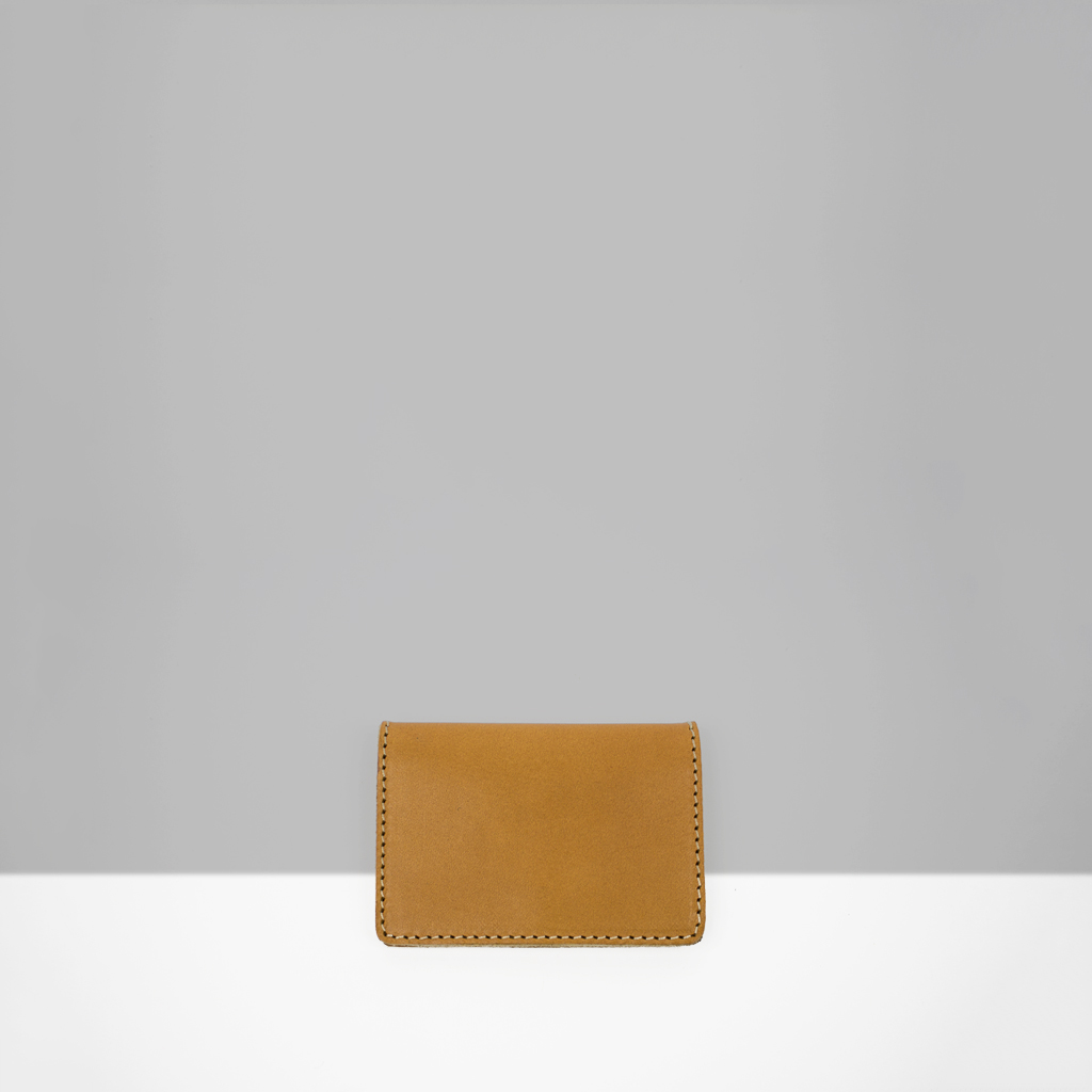 Card Holder C2 Tan grey 1024 px TARJETERO C2 / MAIZ - Imagen 1